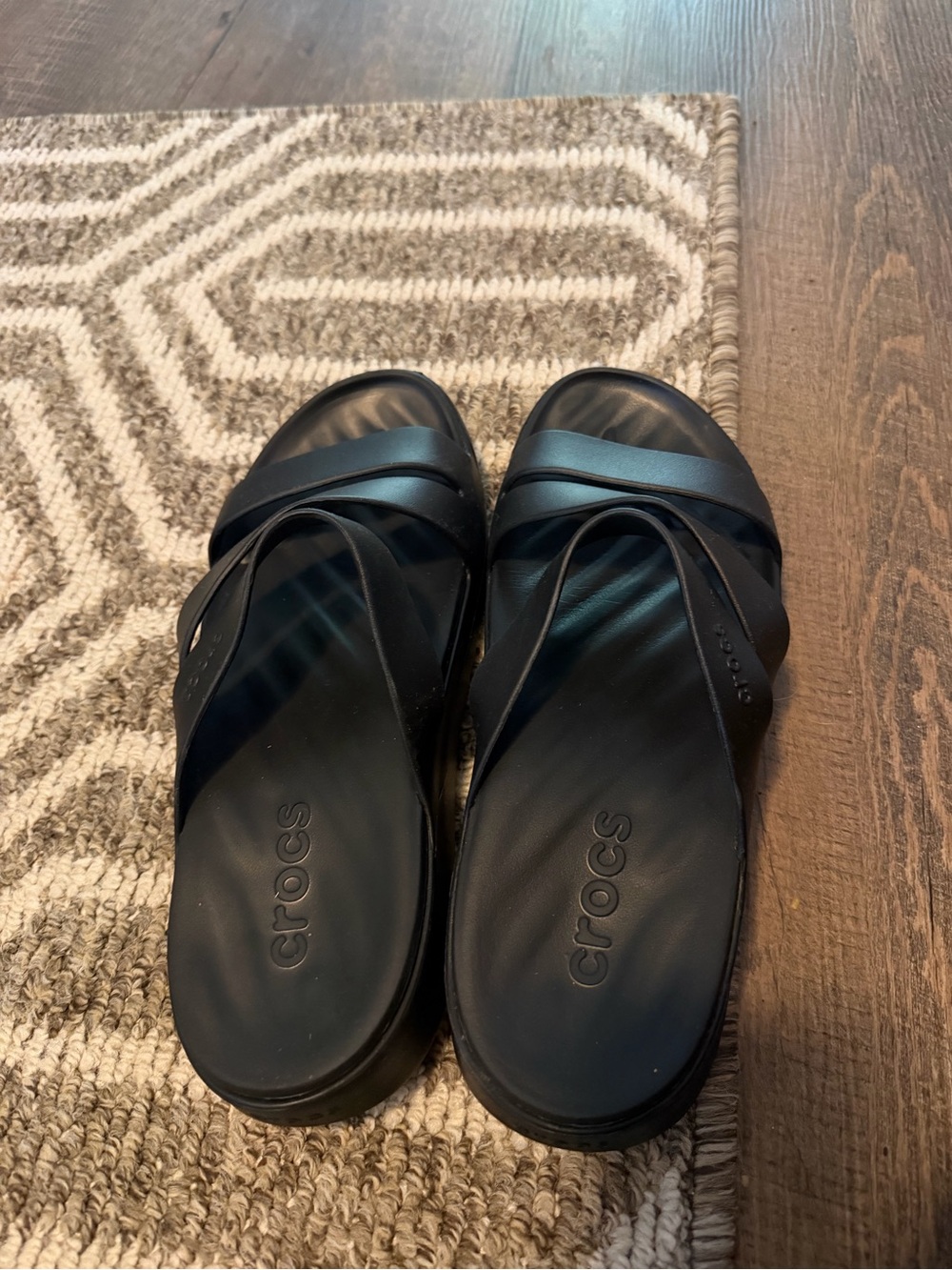 CROCS women’s  Black Slide Sandals with Cross Strap
